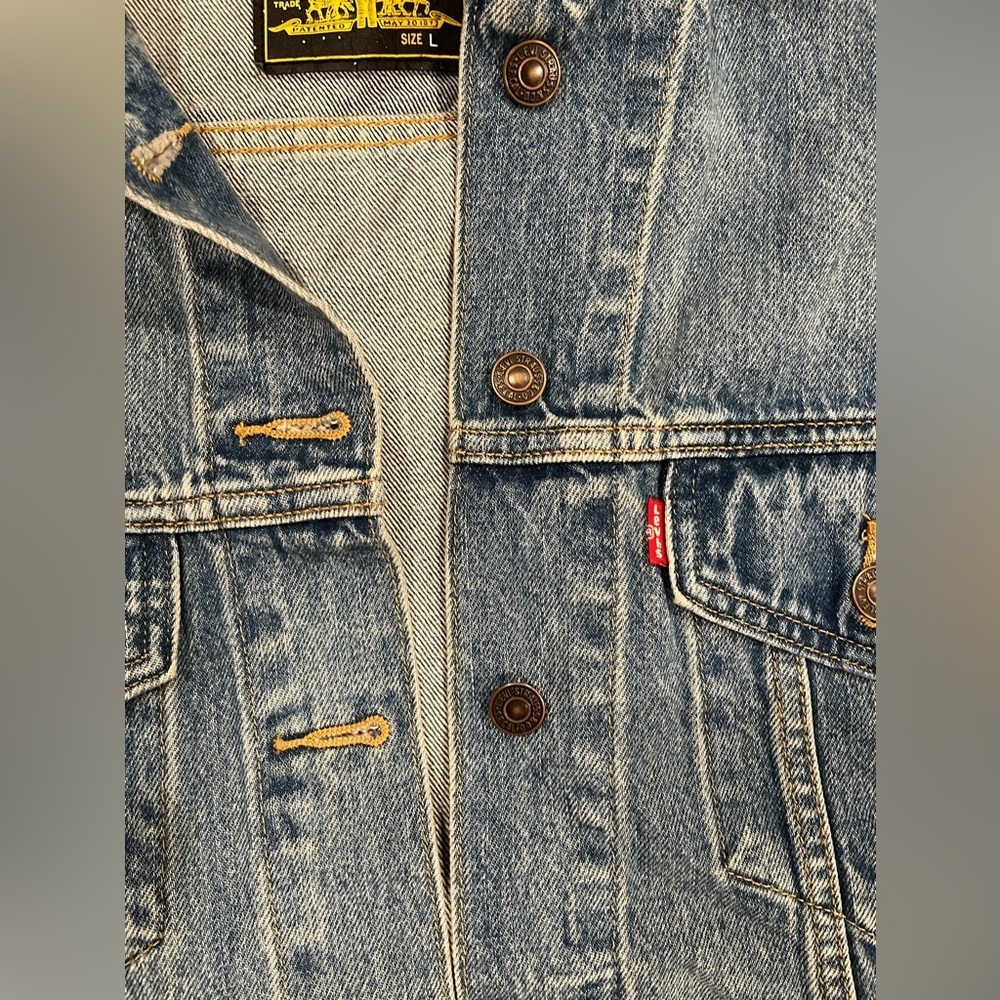 Star Wars × Levi’s R2-D2 Denim Trucker Jacket Large Unisex - Picture 8 of 16